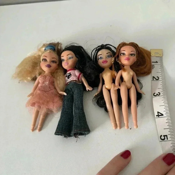 Y2K bratz mini dolls  lot 2002 - Picture 4 of 5